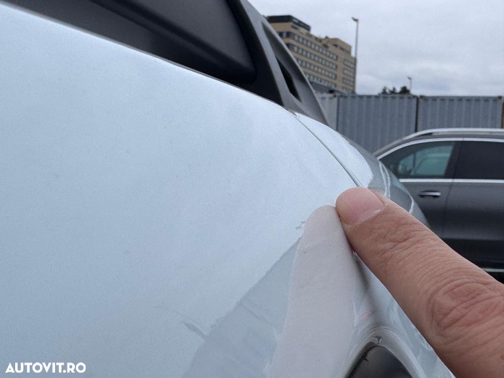 Dacia Duster 1.6 4x4 Laureate - 34