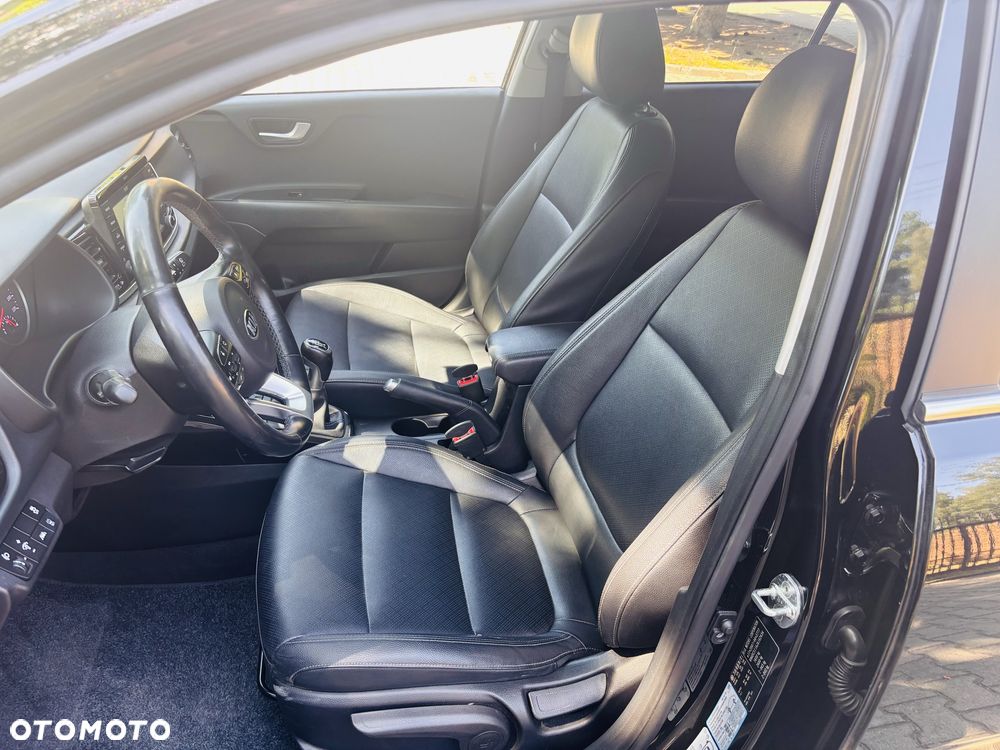 Kia Rio - 7