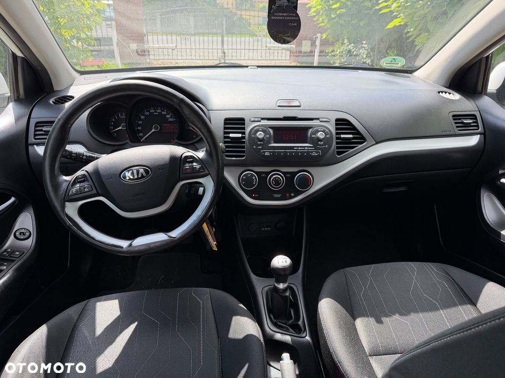 Kia Picanto - 8