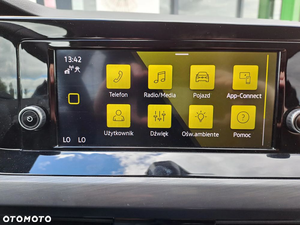 Volkswagen Golf - 11