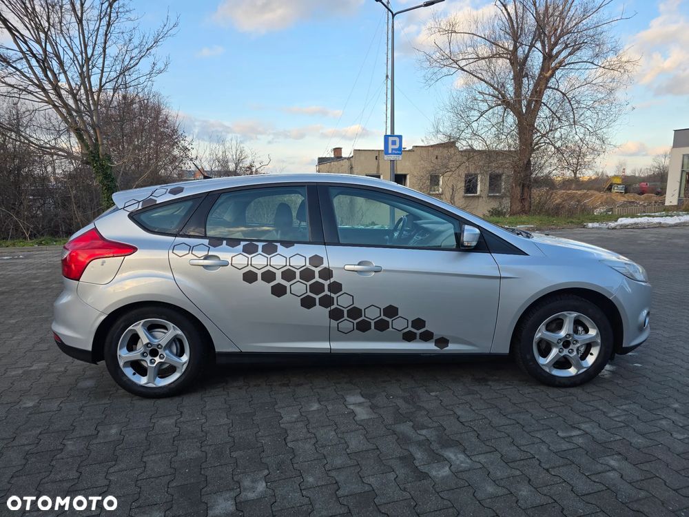 Ford Focus 1.6 TItanium - 9