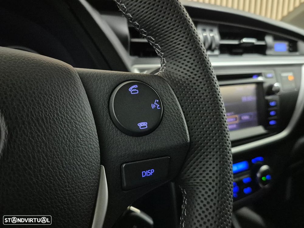 Toyota Auris 1.4 D-4D Comfort+Pack Sport - 16