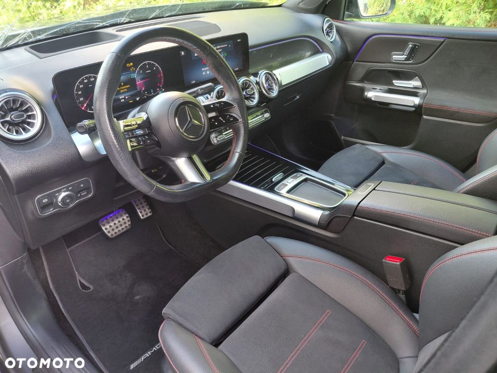 Mercedes-Benz GLB - 34