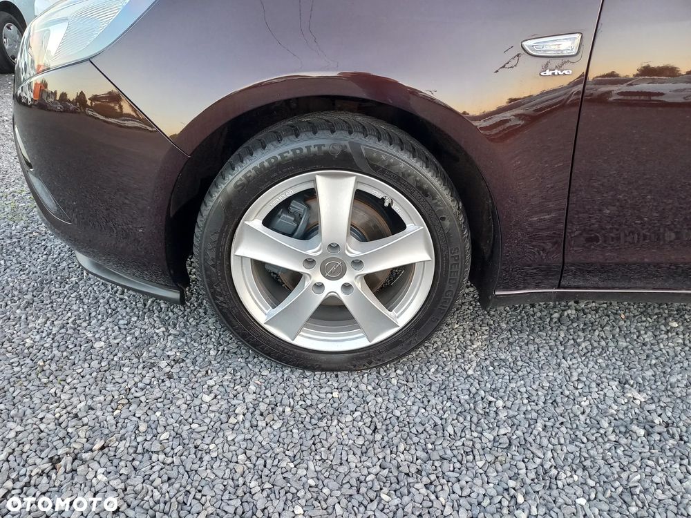 Opel Zafira - 12