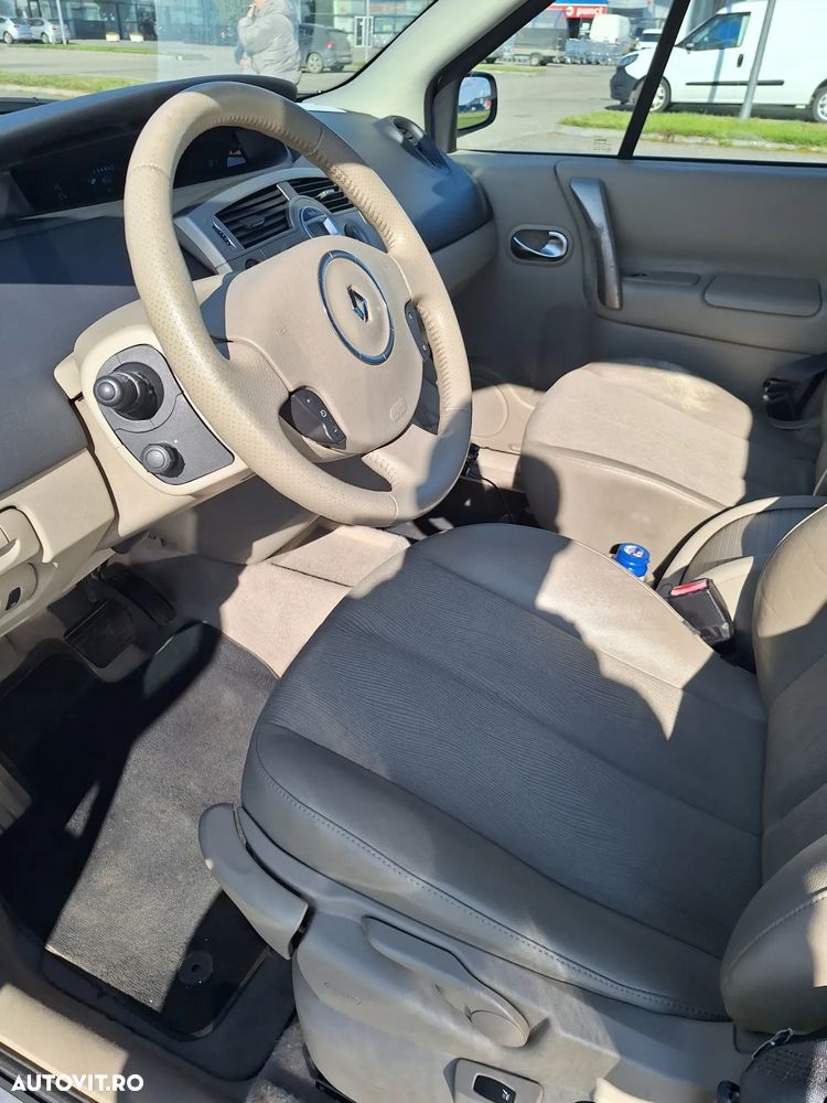 Renault Scenic - 7