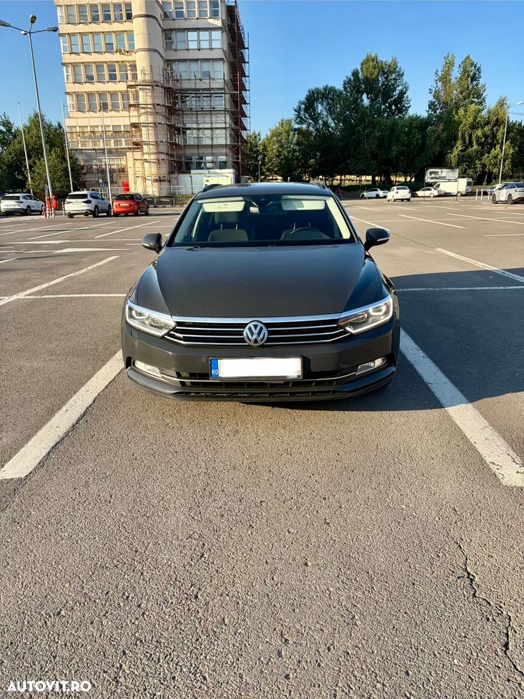 Volkswagen Passat 2.0 TDI DSG Comfortline - 1