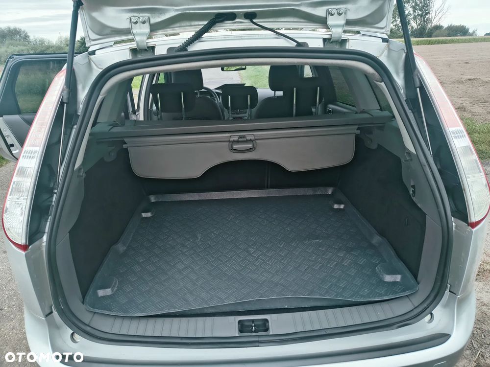 Ford Focus - 20