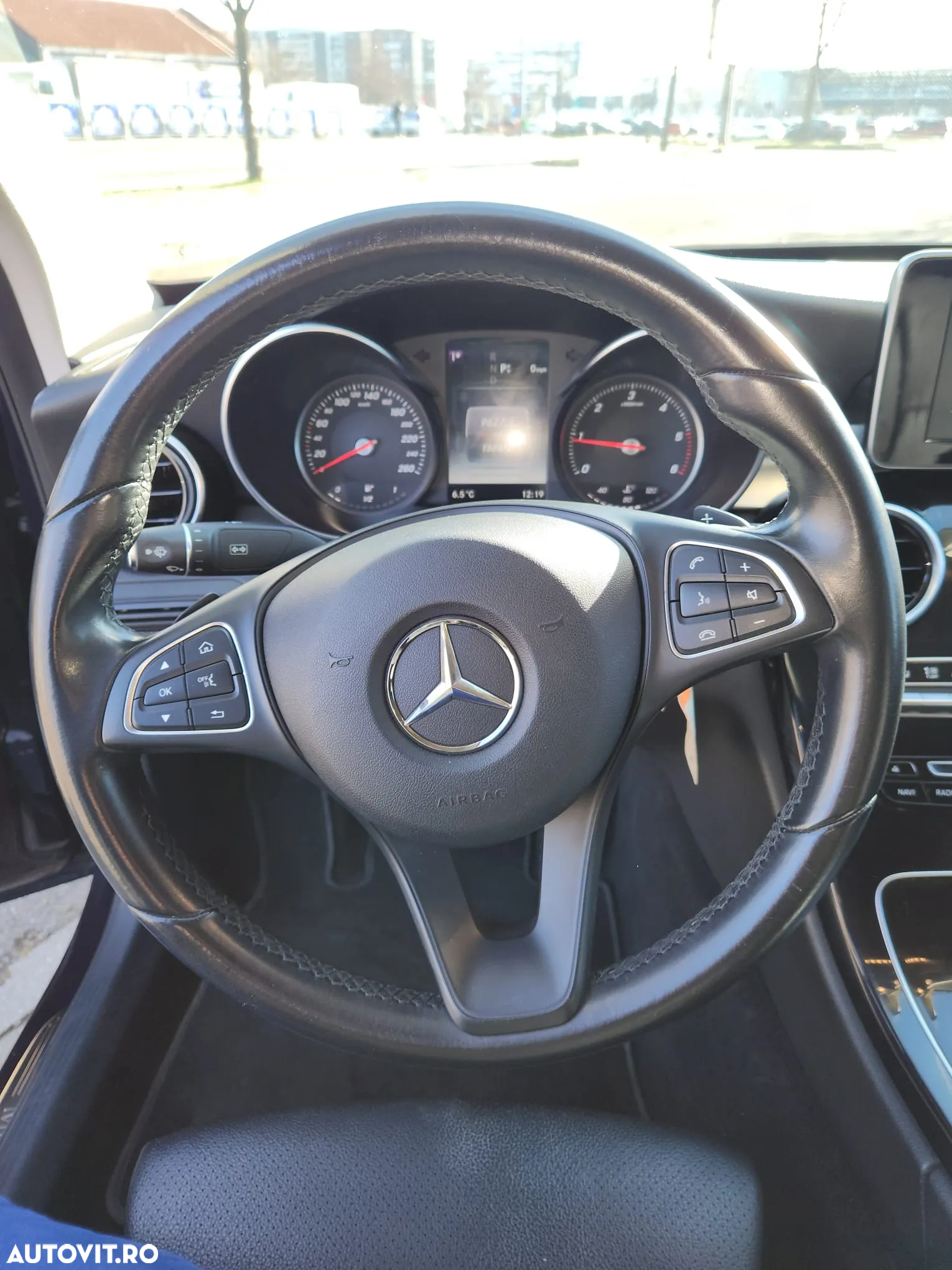 Mercedes-Benz C - 23