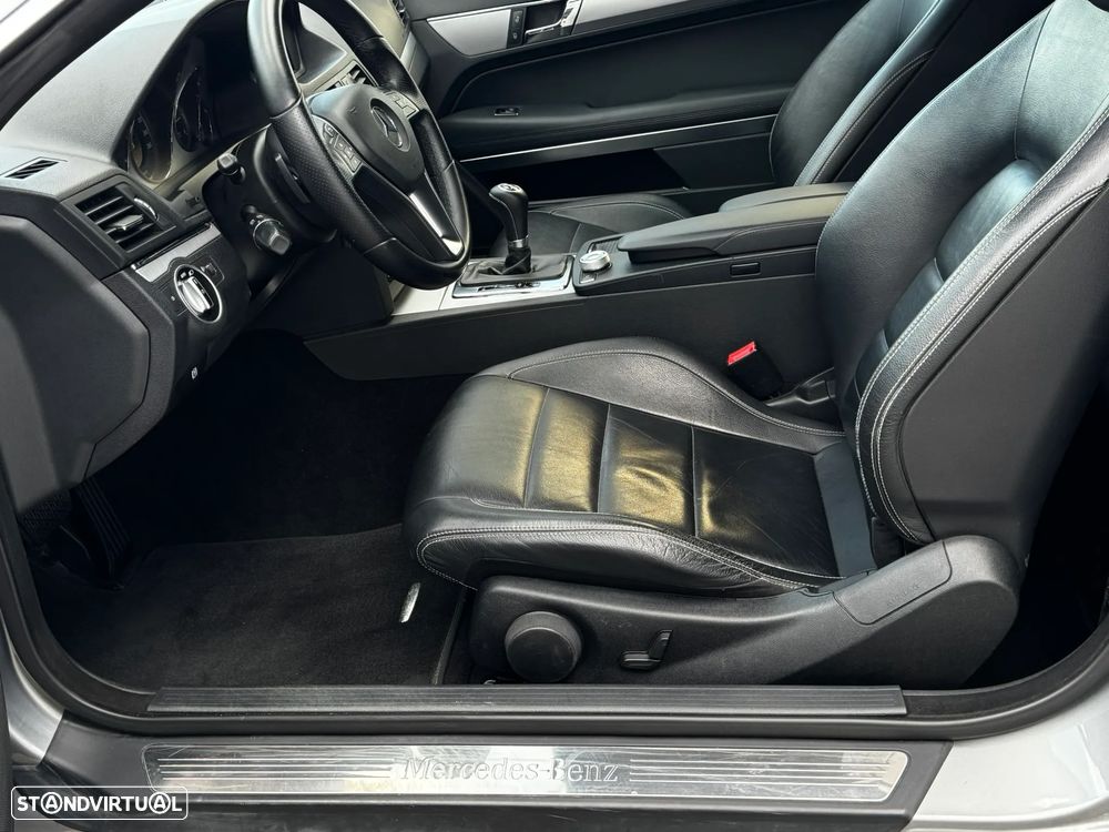 Mercedes-Benz E 220 CDI DPF BlueEFFICIENCY 7G-TRONIC Avantgarde - 13
