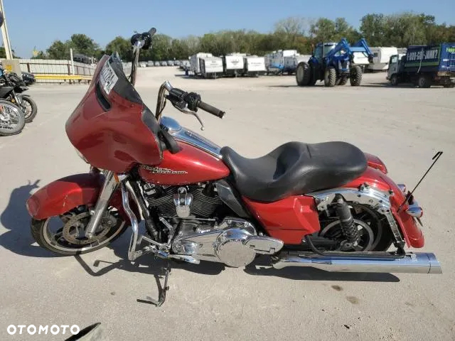 Harley-Davidson Touring Street Glide - 17