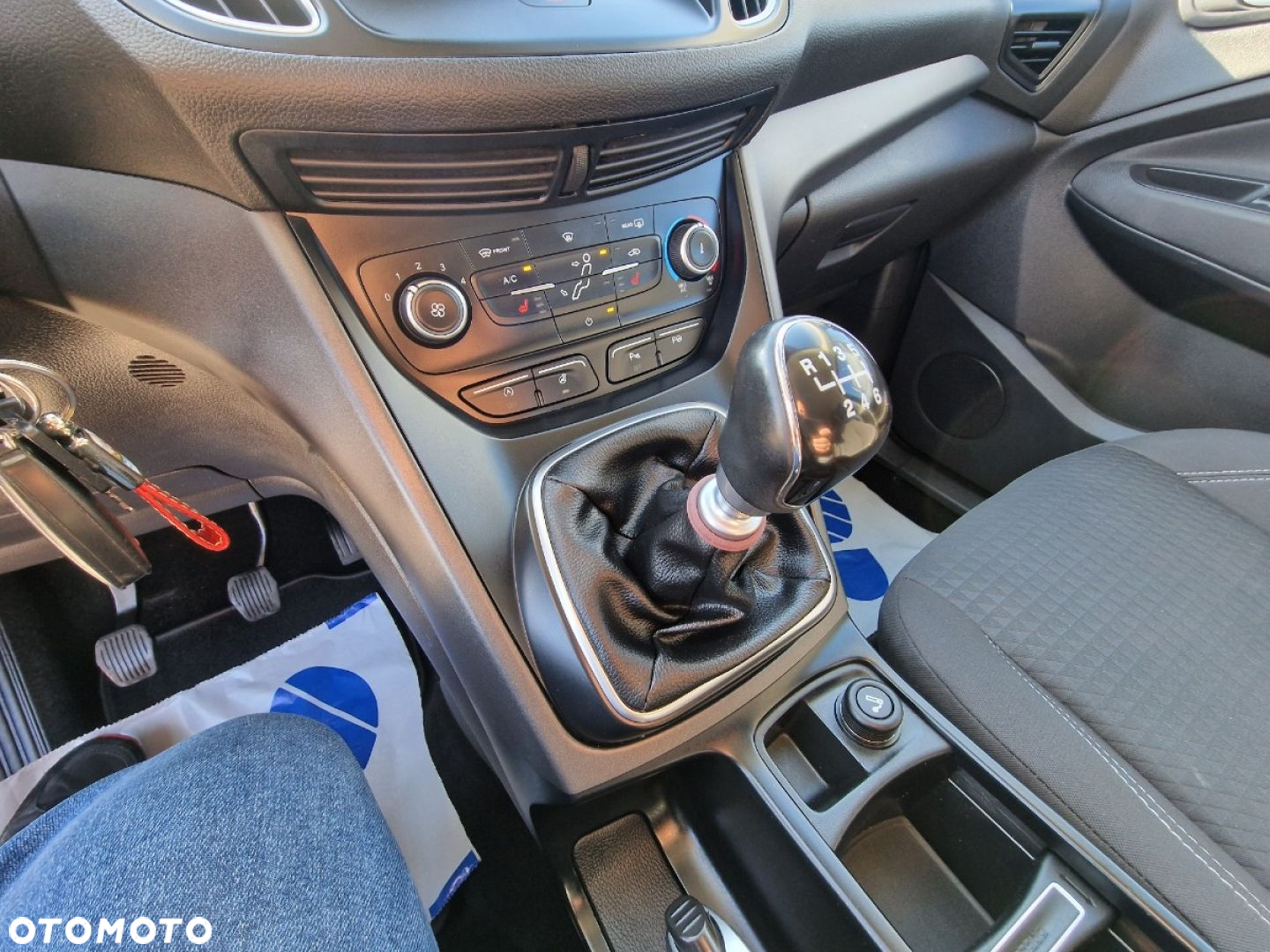 Ford C-MAX - 17