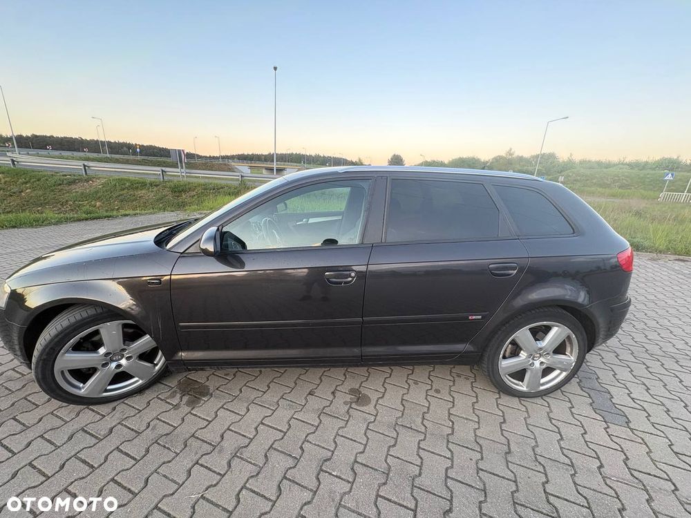 Audi A3 Sportback 2.0 TDI DPF Quattro Attraction - 8