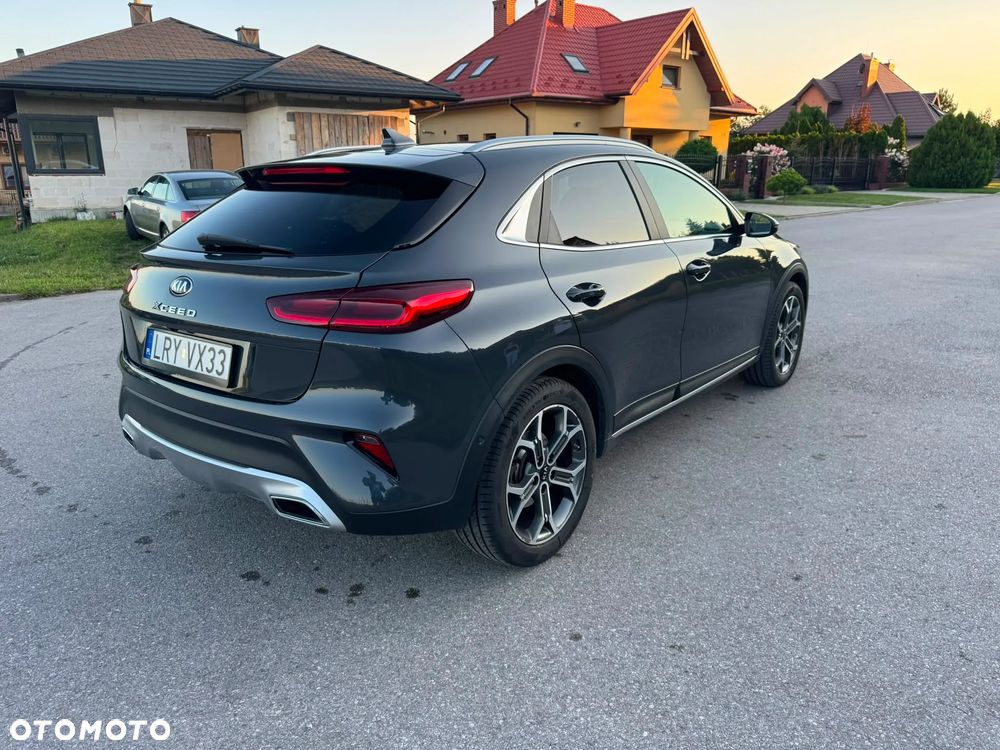 Kia XCeed 1.6 CRDi DCT7 PLATINUM EDITION - 4