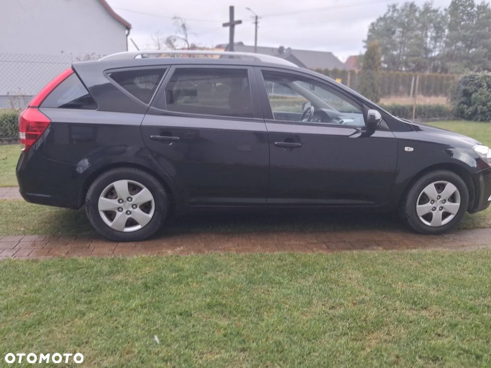 Kia Ceed 1.4 CVVT ISG Spirit - 6