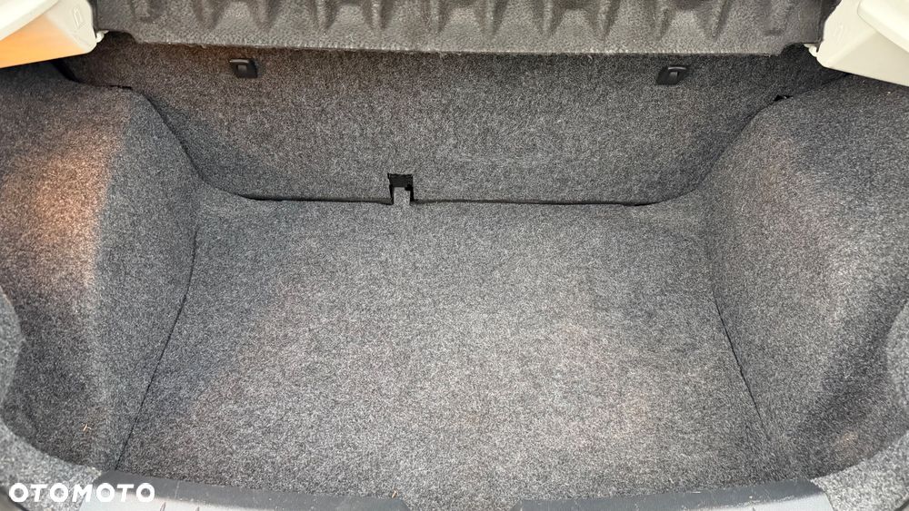 Seat Ibiza 1.4 16V Style - 23