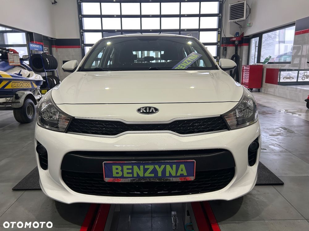 Kia Rio 1.2 Business Line - 12