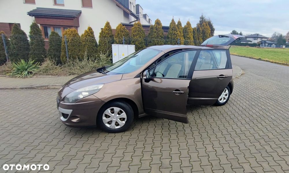 Renault Scenic 1.5 dCi Expression - 3