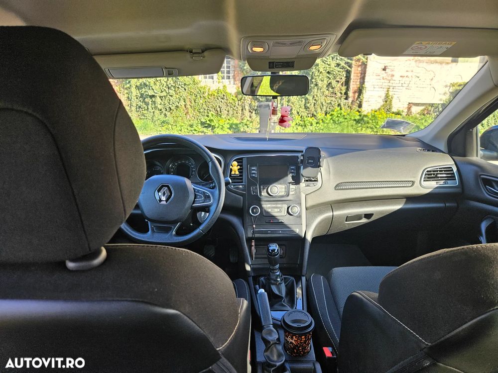 Renault Megane TCe GPF Business - 6