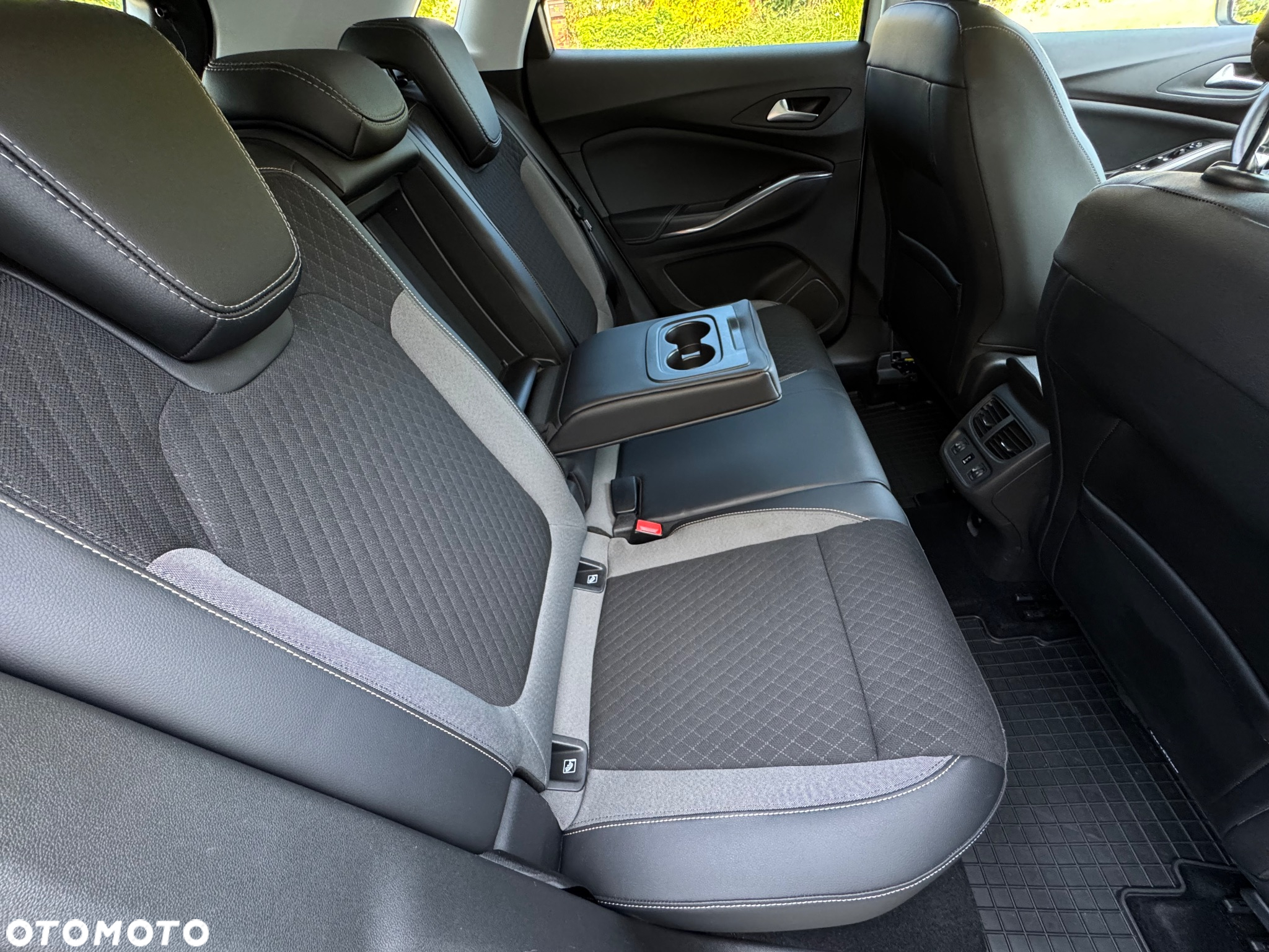 Opel Grandland X 1.6 Start/Stop Automatik Elegance - 21