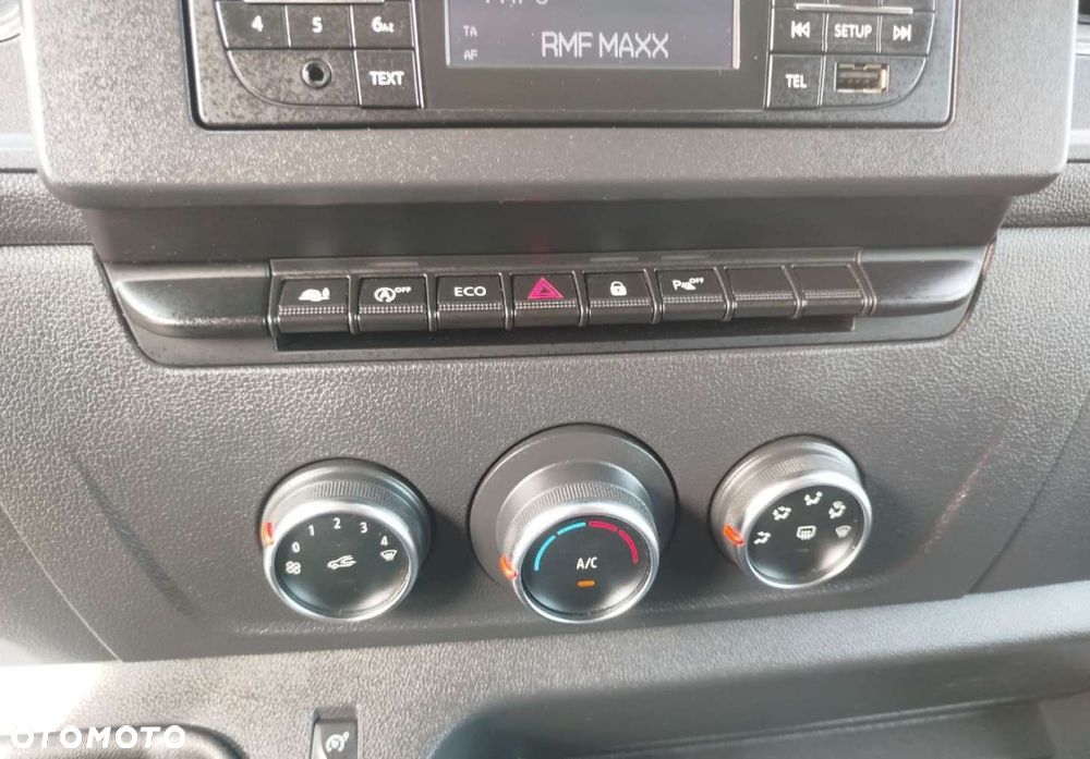 Renault Master - 16