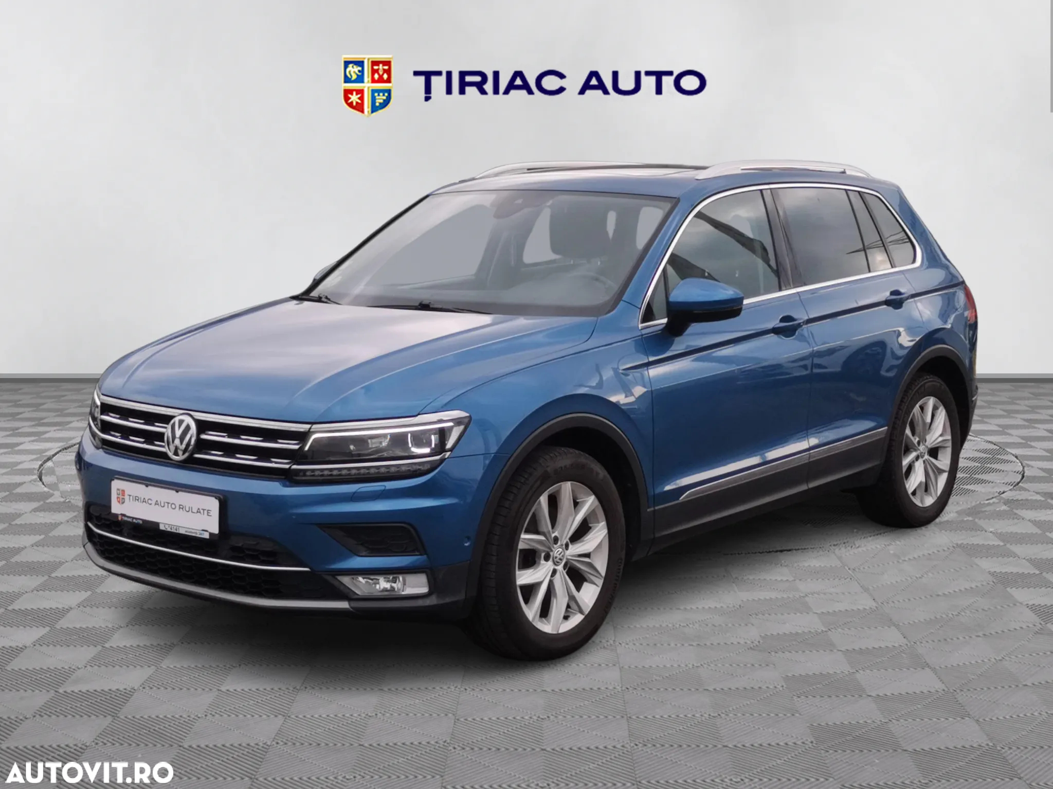 Volkswagen Tiguan - 2