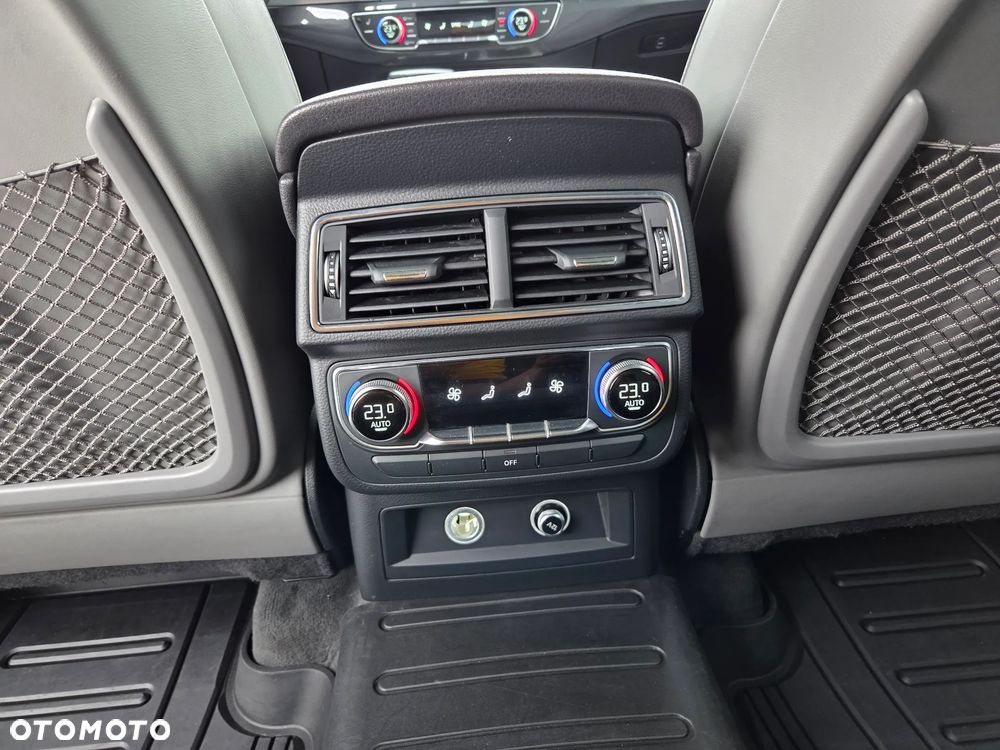 Audi Q7 - 26