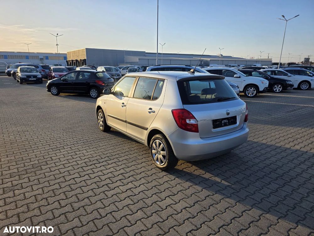 Skoda Fabia - 4