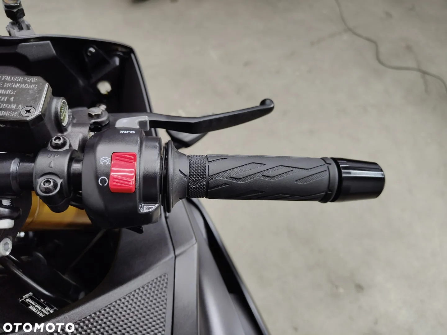 Yamaha YZF - 13