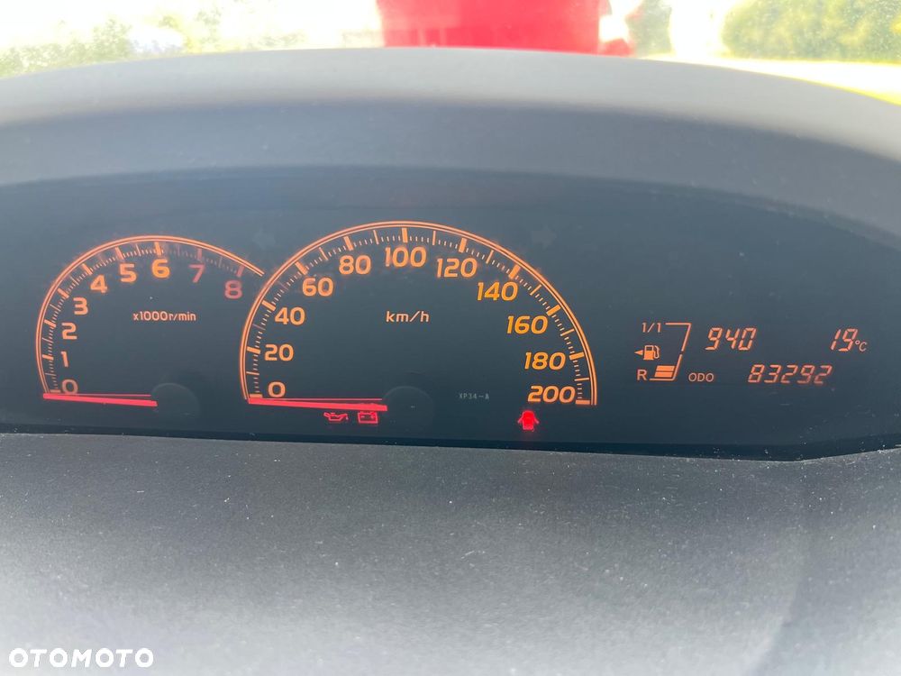 Toyota Yaris 1.0 Premium - 9