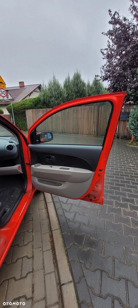 Daihatsu Sirion 1.3 - 28