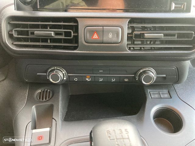 Opel Combo L2 1.5 Cdti IVA DEDUTIVEL - 26