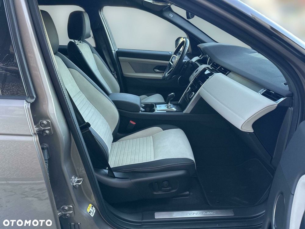 Land Rover Discovery Sport - 11