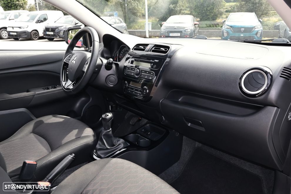 Mitsubishi Space Star 1.2 Intense Cross - 12