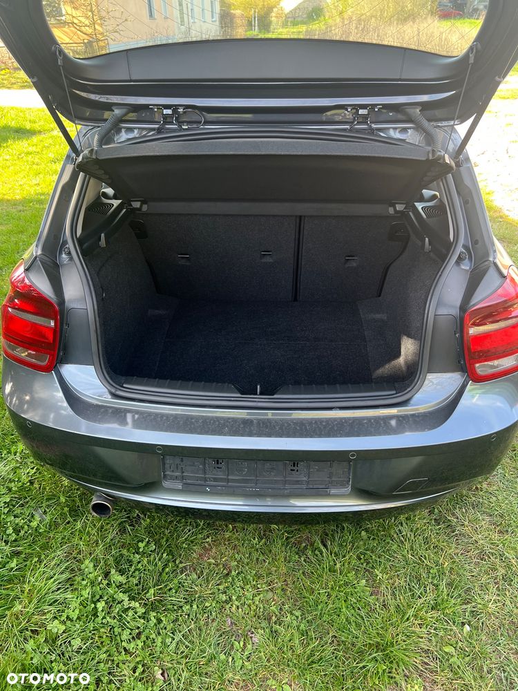 BMW Seria 1 114i - 12