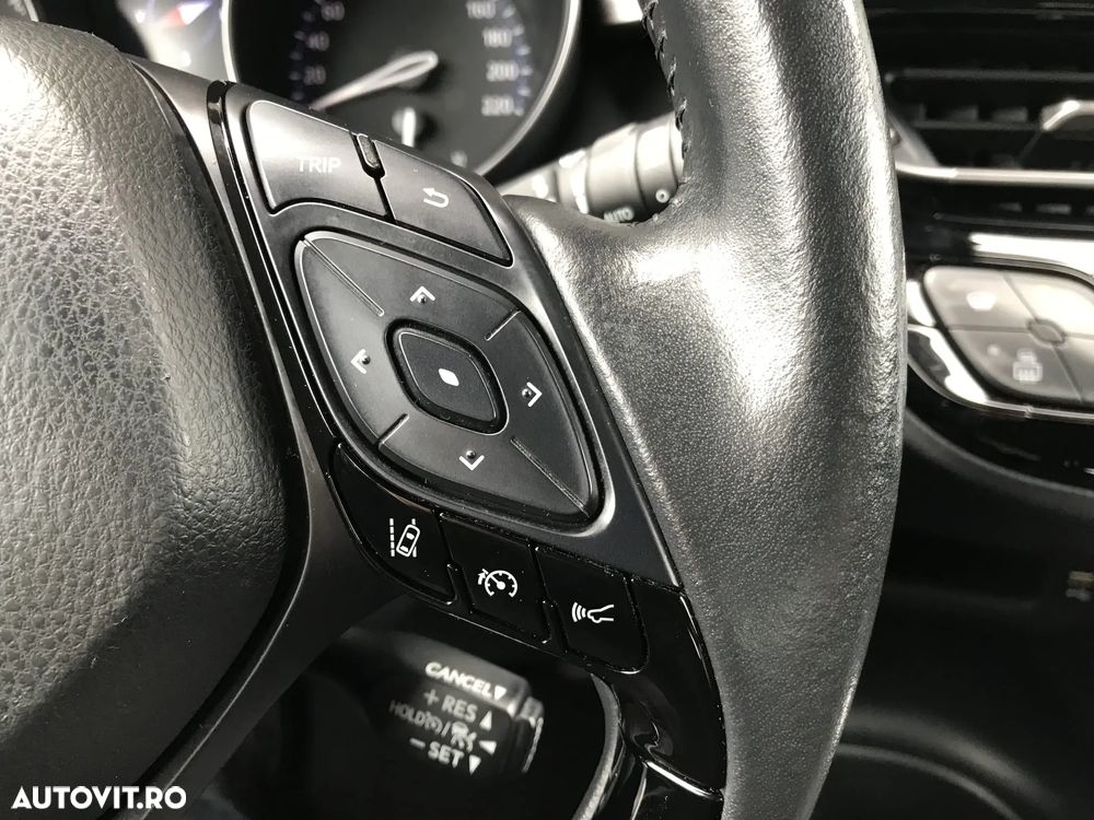 Toyota C-HR Business-Edition - 19