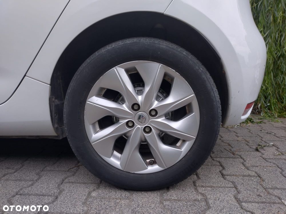 Renault Zoe - 11