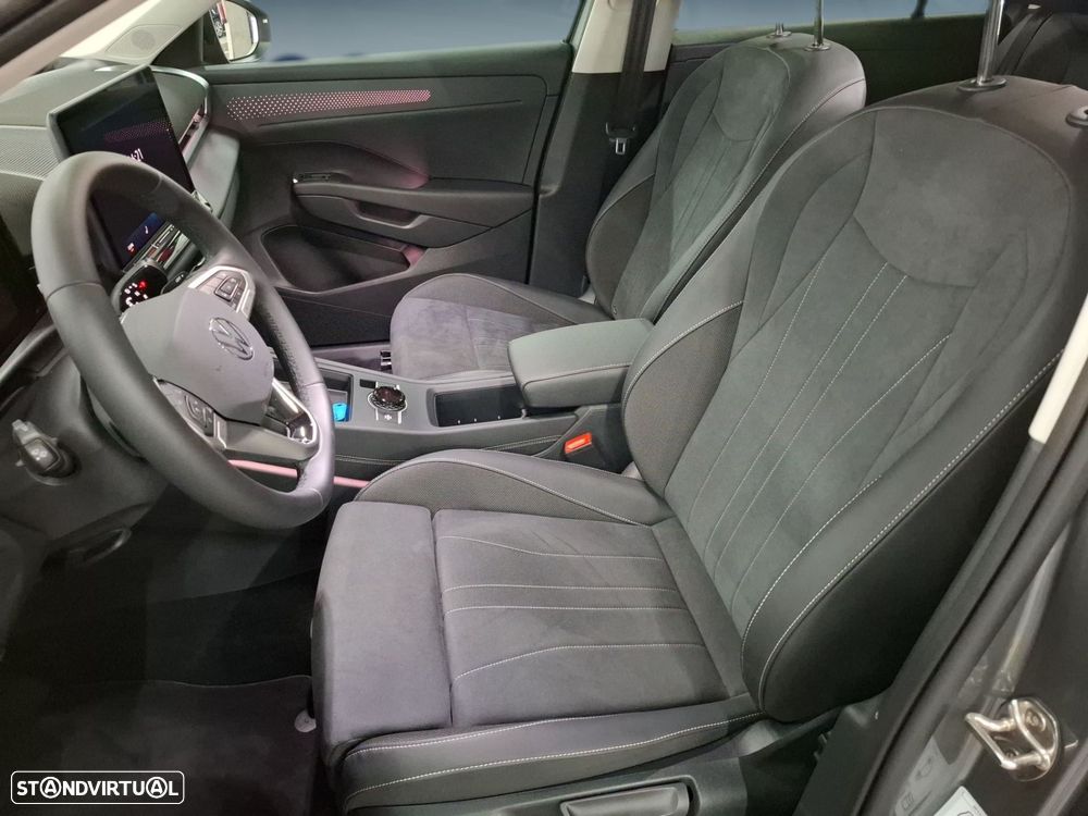 VW T-Roc 1.5 eTSI Style DSG - 11