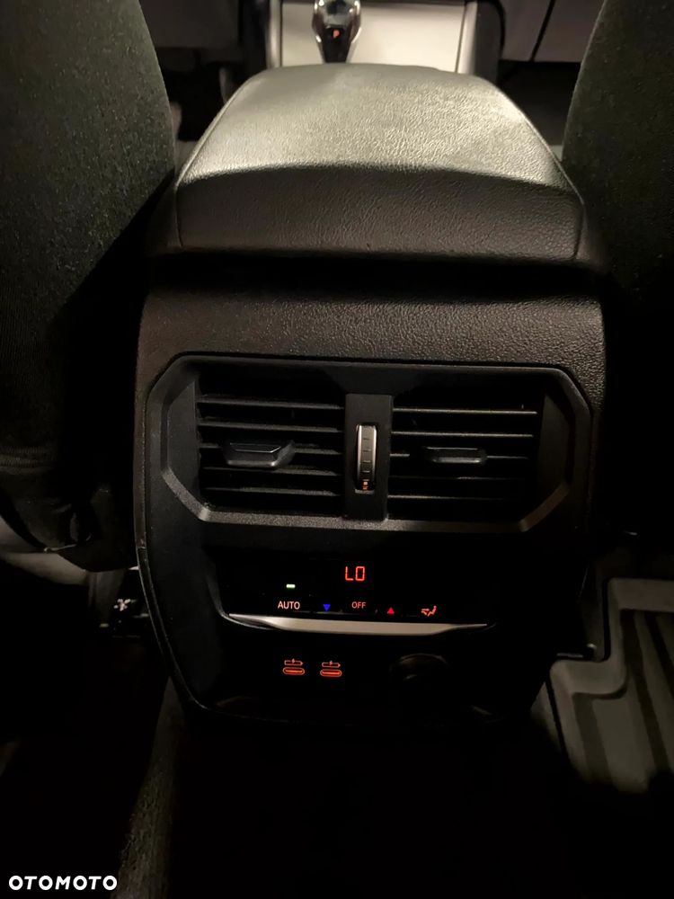 BMW Seria 3 320d Sport - 28
