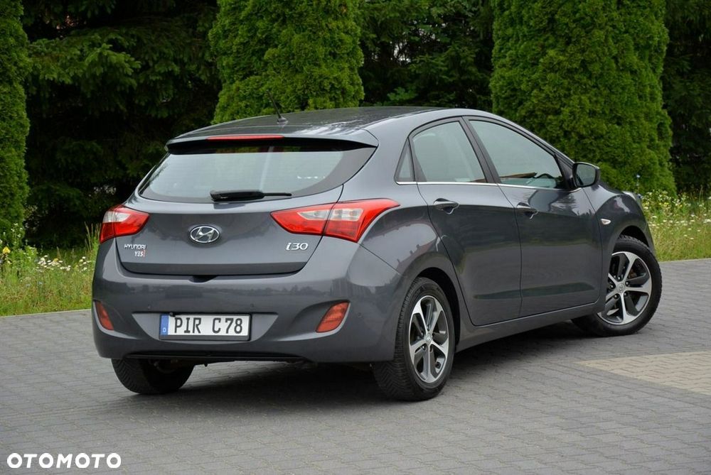 Hyundai i30 1.6 GDI BlueDrive Comfort - 13