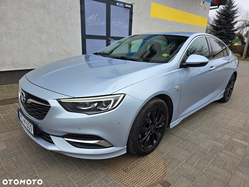 Opel Insignia 2.0 Ultimate Exclusive - 1