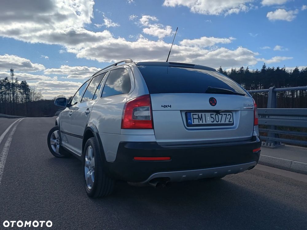Skoda Octavia 2.0 TDI DPF 4x4 L&K - 5