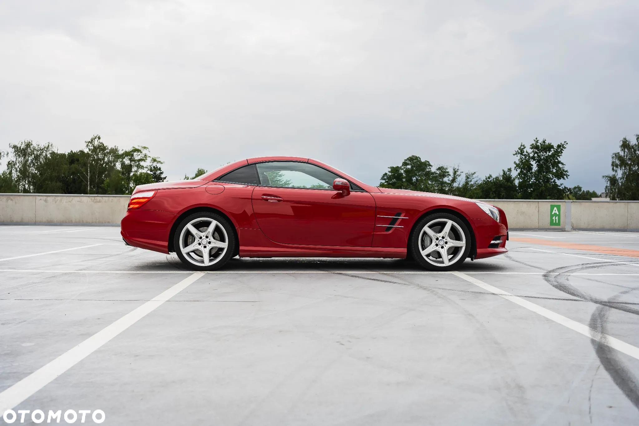 Mercedes-Benz SL 350 BlueEff - 11