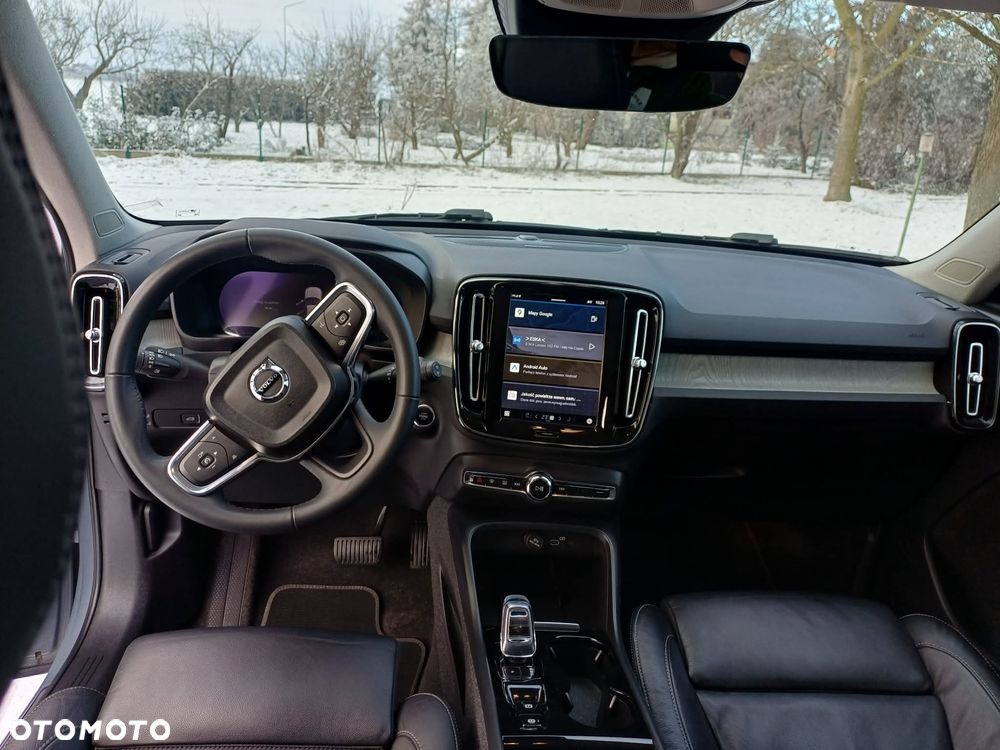 Volvo XC 40 B3 B DKG Plus Dark - 11