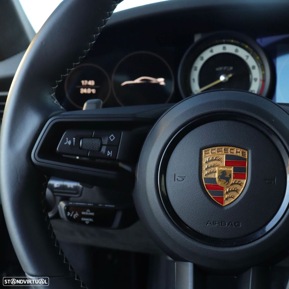 Porsche 911 (992) GT3 PDK - 25