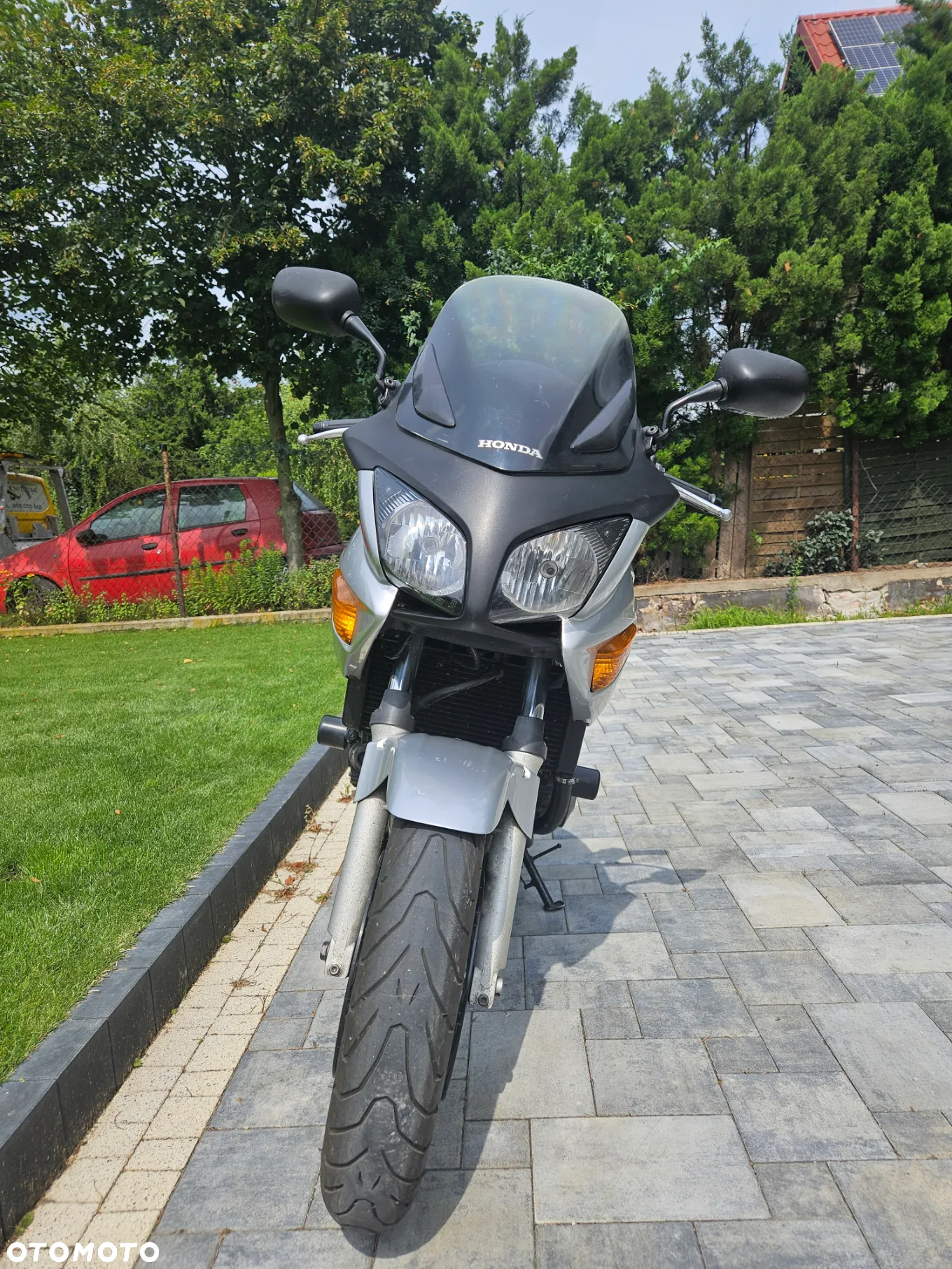 Honda CBF - 3