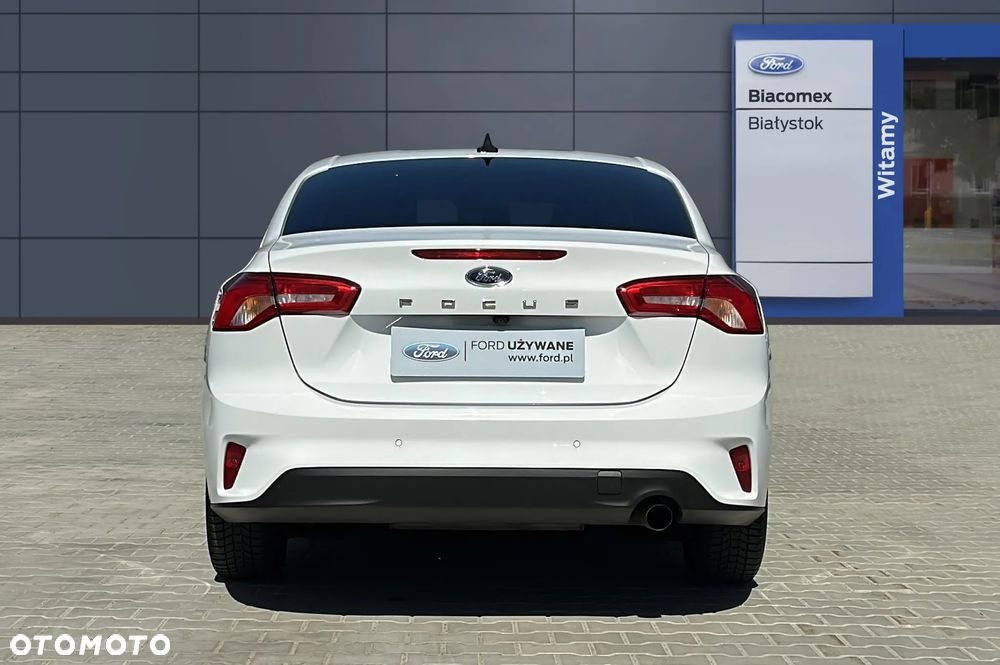 Ford Focus 1.0 EcoBoost Trend - 4