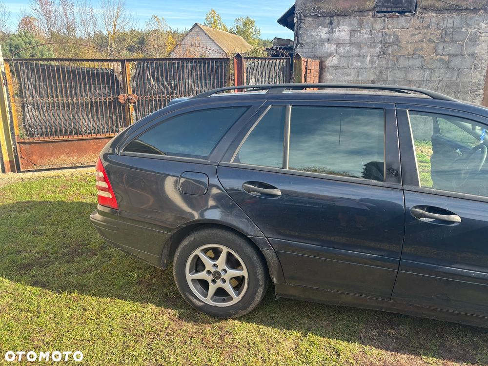 Mercedes-Benz C180 2002 photo 4