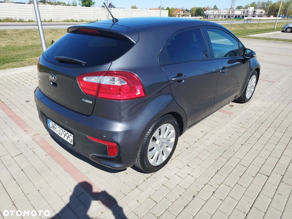 Kia Rio 1.4 Business Line - 4