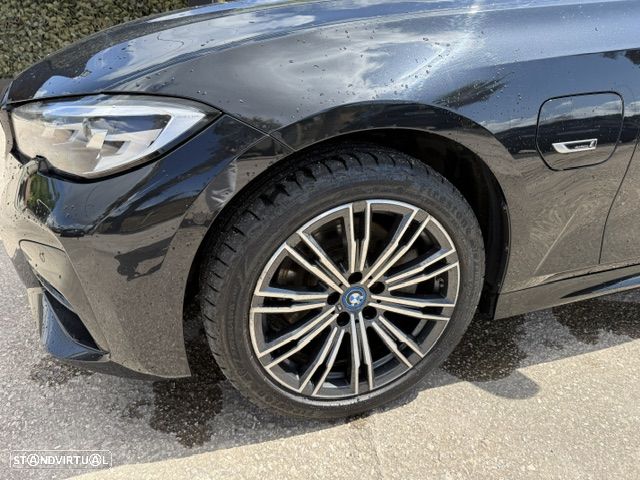 BMW 320 - 8