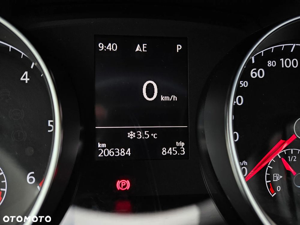 Volkswagen Golf Variant 2.0 TDI (BlueMotion Technology) DSG Highline - 18